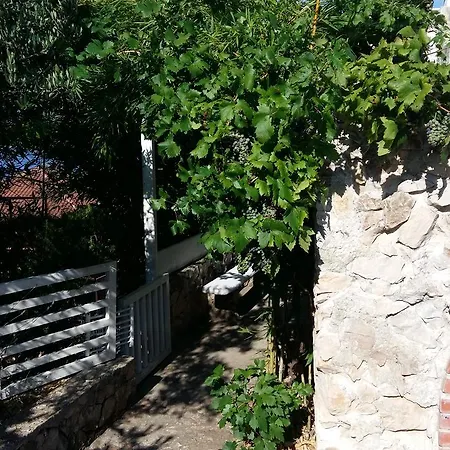 Apartman Apartmarin *